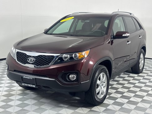 Used 2013 Kia Sorento LX w/ Convenience Pkg image 10