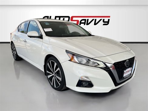 Used 2020 Nissan Altima 2.5 Platinum image 1