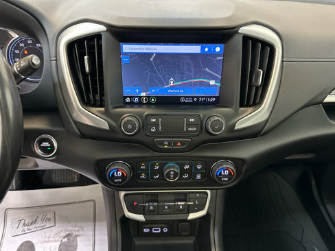 Used 2022 GMC Terrain SLT w/ Infotainment Package II image 6