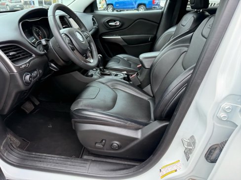 Used 2022 Jeep Cherokee Latitude Lux image 11