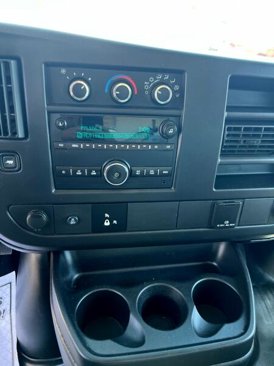 Used 2015 Chevrolet Express 3500 image 16