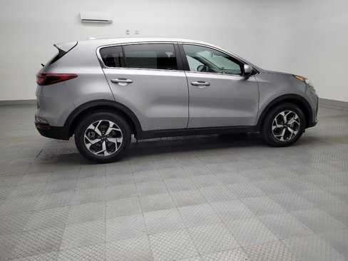 Used 2020 Kia Sportage LX image 10