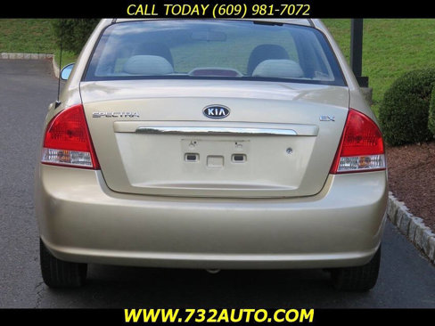 Used 2009 Kia Spectra EX image 8