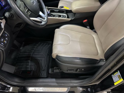 Used 2019 Hyundai Santa Fe FWD image 18