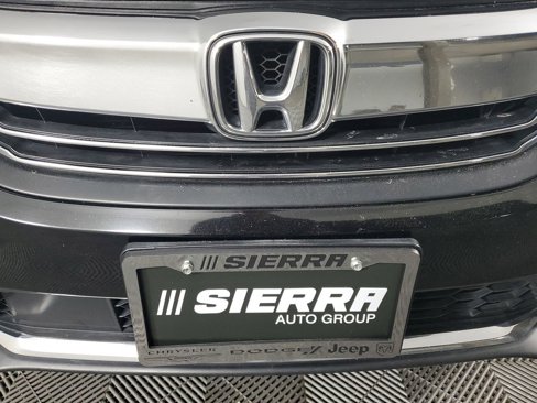 Used 2017 Honda Accord Touring image 10