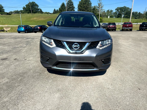 Used 2015 Nissan Rogue S image 2