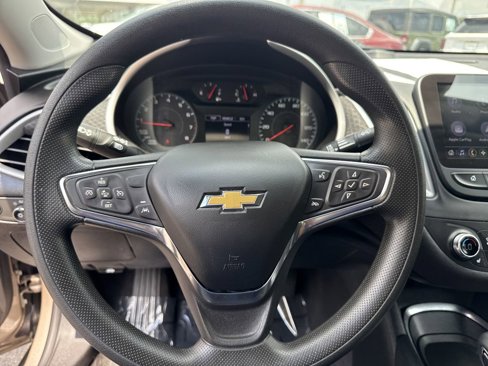 Used 2023 Chevrolet Malibu LT image 13