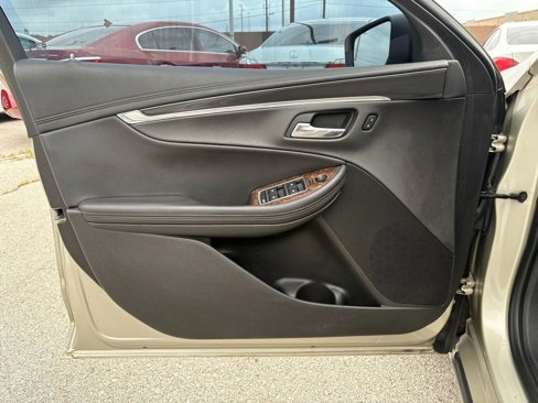 Used 2014 Chevrolet Impala LT image 9