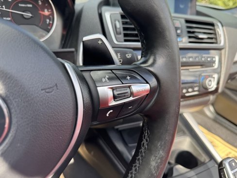 Used 2016 BMW M235i xDrive Convertible image 21