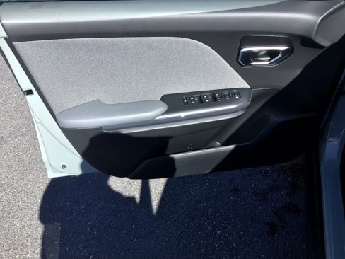 New 2025 Kia K4 EX image 9