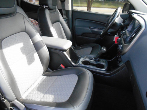 Used 2016 Chevrolet Colorado Z71 image 11