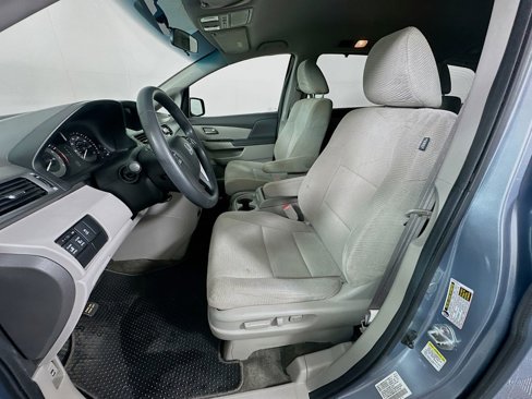 Used 2011 Honda Odyssey EX image 19