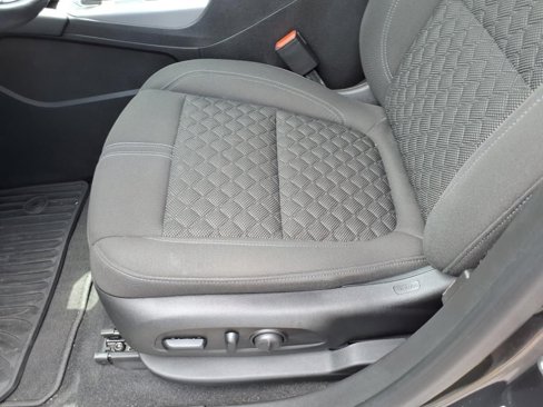 Used 2019 Chevrolet Blazer LT image 25