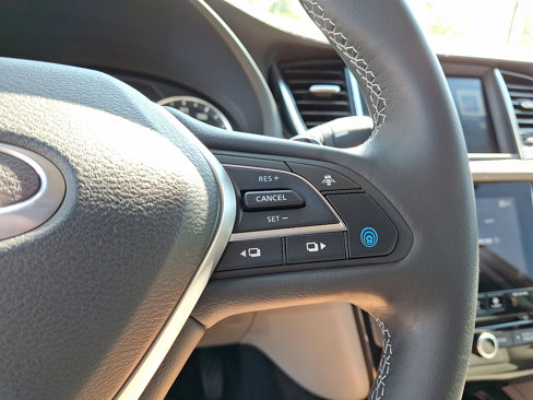 Certified 2024 INFINITI QX50 Luxe image 21
