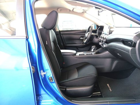Used 2024 Nissan Sentra SV image 28