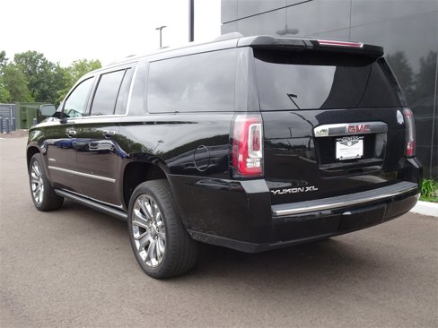 Used 2016 GMC Yukon XL Denali w/ Open Road Package image 4
