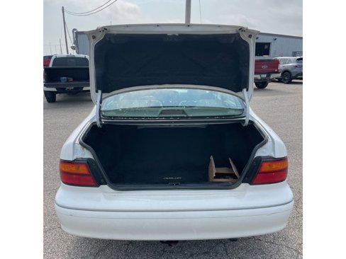 Used 1998 Toyota Avalon XLS image 6