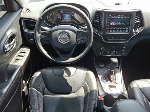Used 2021 Jeep Cherokee Trailhawk w/ Technology Group image 11