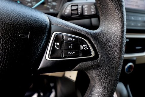 Used 2020 Ford EcoSport S image 46