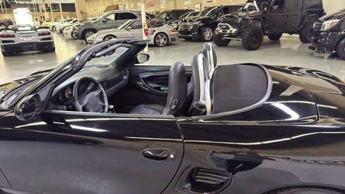 Used 1998 Porsche Boxster image 12