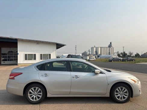 Used 2013 Nissan Altima 2.5 S image 6