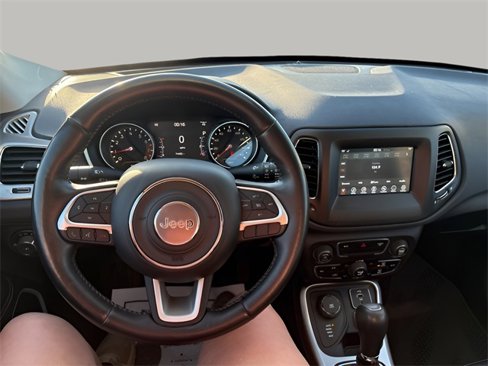 Used 2017 Jeep Compass Latitude w/ Popular Equipment Group image 9