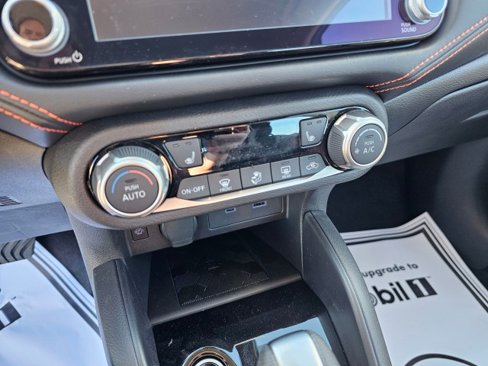 New 2025 Nissan Versa SR w/ Trunk Package image 33