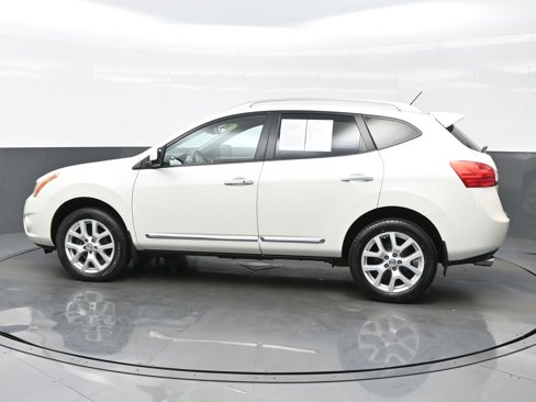 Used 2013 Nissan Rogue SL image 3