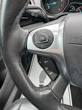 Used 2015 Ford Escape Titanium image 37