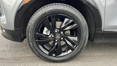 Certified 2024 Buick Encore GX Sport Touring image 10