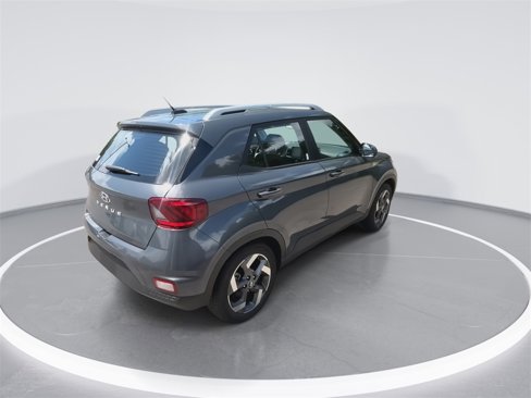 Used 2024 Hyundai Venue SEL image 8