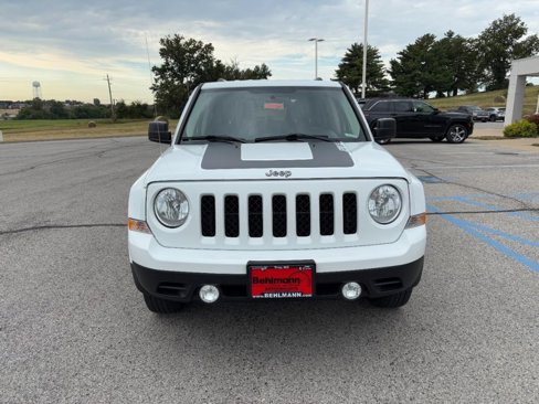 Used 2016 Jeep Patriot Sport w/ Power Value Group image 12