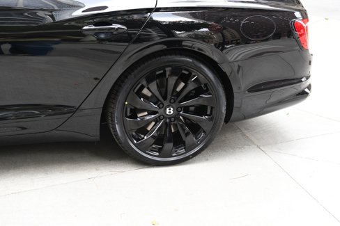 New 2026 Bentley Flying Spur Azure image 24