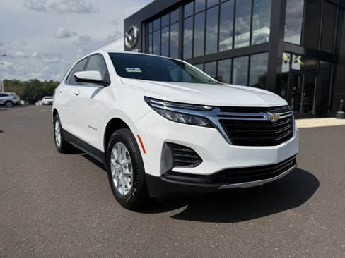 Used 2022 Chevrolet Equinox LT image 2