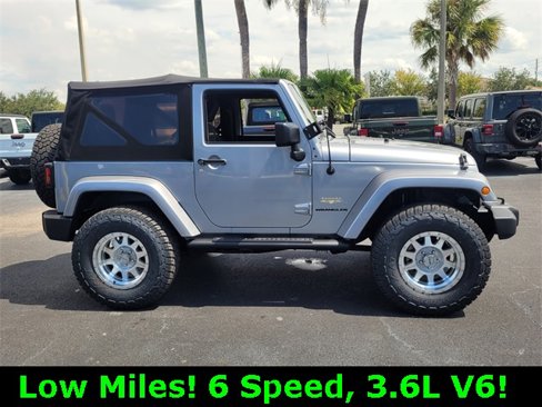 Used 2015 Jeep Wrangler Sahara w/ Connectivity Group image 8