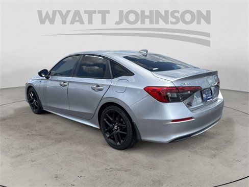 Used 2023 Honda Civic Sport image 3