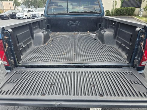 Used 1999 Ford F350 Lariat image 5