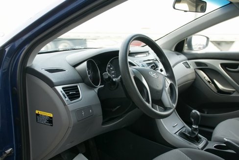 Used 2016 Hyundai Elantra SE image 14