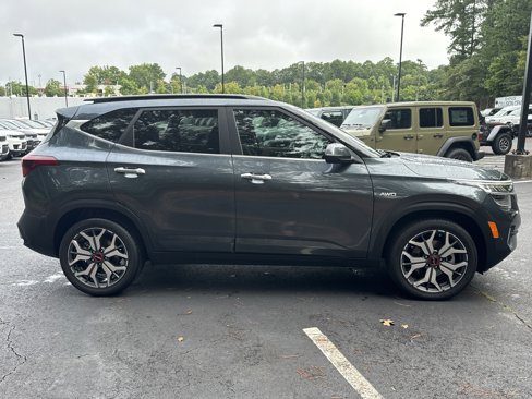 Used 2022 Kia Seltos SX w/ Sunroof Package image 9