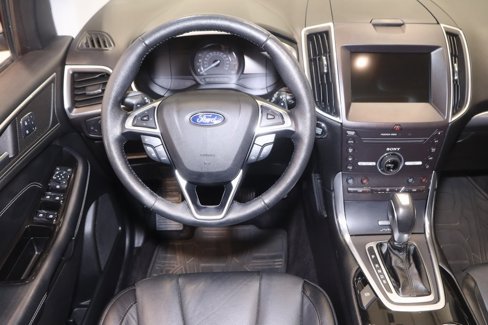 Used 2016 Ford Edge Titanium w/ Equipment Group 301A image 24