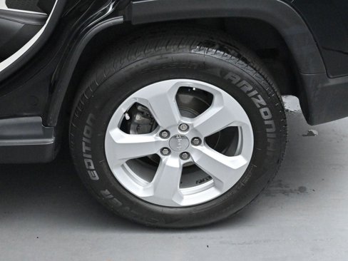 Used 2019 Jeep Compass Latitude w/ Popular Equipment Group image 26