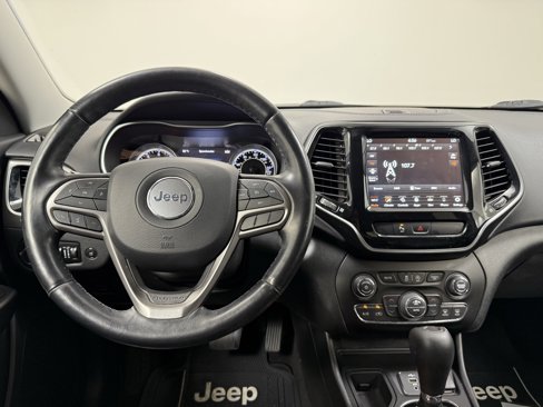 Used 2020 Jeep Cherokee Limited image 22