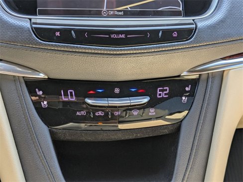 Used 2017 Cadillac XT5 Premium Luxury image 27