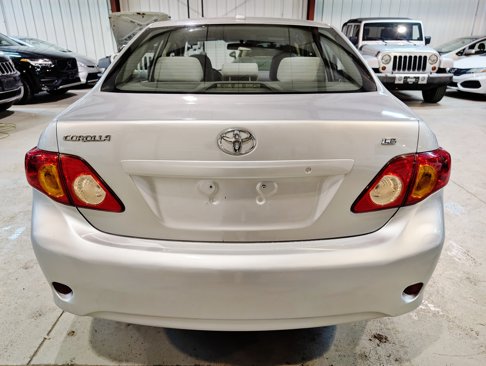 Used 2010 Toyota Corolla LE image 5
