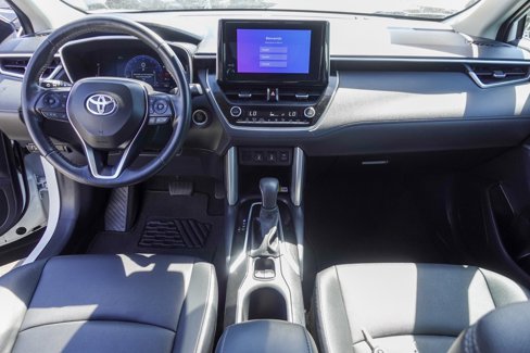 Used 2023 Toyota Corolla Cross XLE image 21