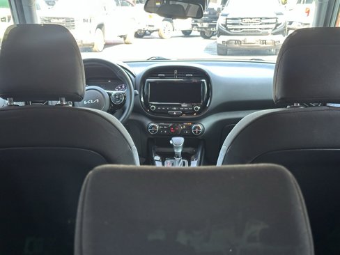 Used 2022 Kia Soul X-Line image 9