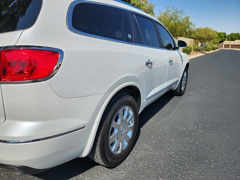Used 2017 Buick Enclave Premium w/ Trailering Package image 4