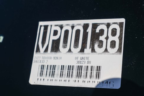 Used 2022 Toyota Venza LE image 24