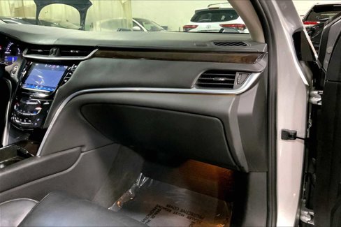 Used 2015 Cadillac XTS Luxury image 18