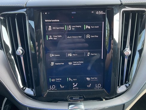 Used 2020 Volvo XC60 T5 R-Design image 16
